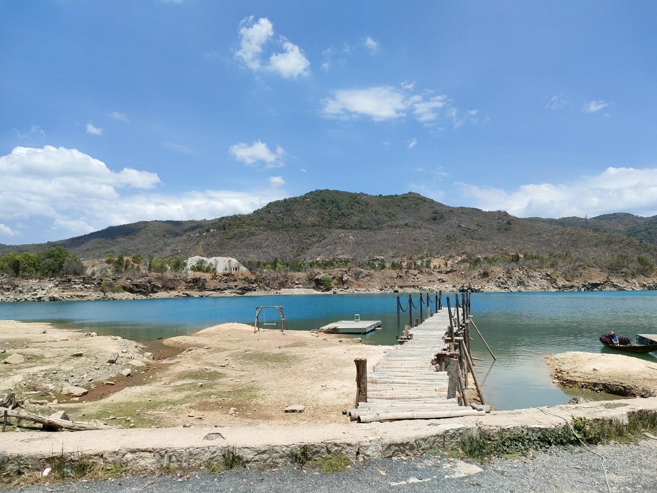 thời điểm thích hợp đi hồ đá xanh