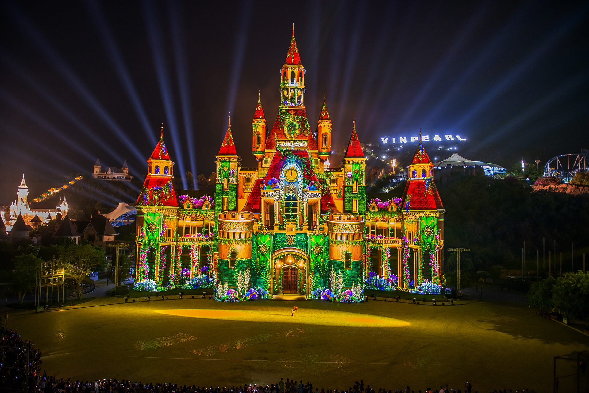tata show vinpearland nha trang