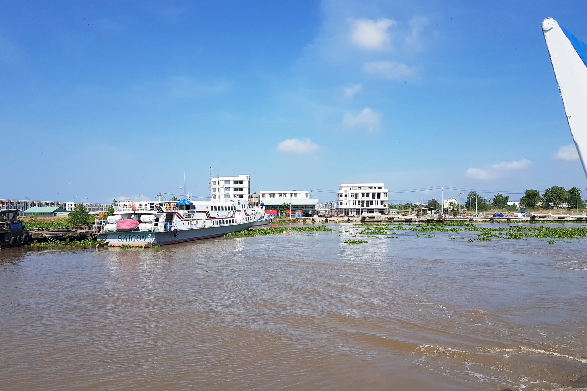 tàu superdong rạch giá