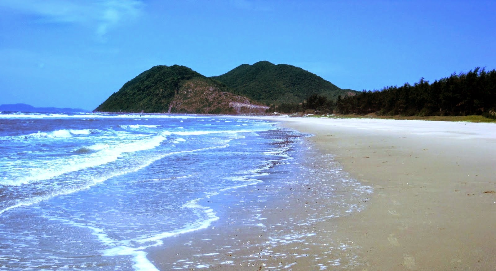 bãi sơn hào vân đồn quảng ninh