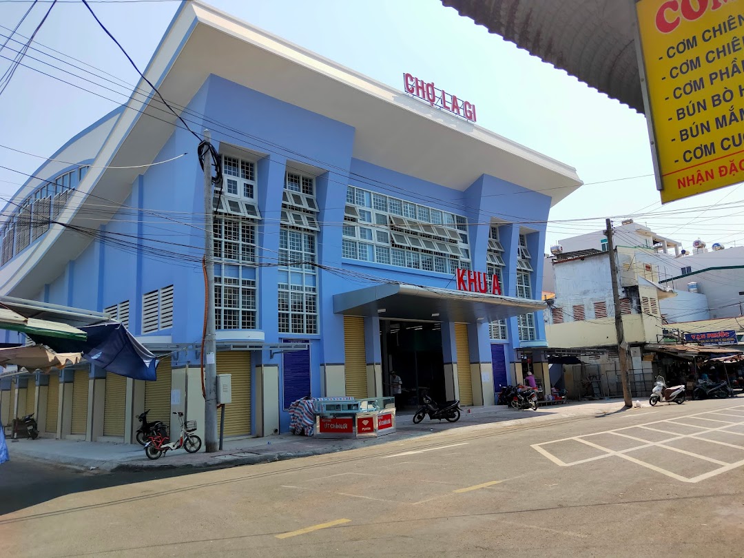 chợ lagi coco beach camp