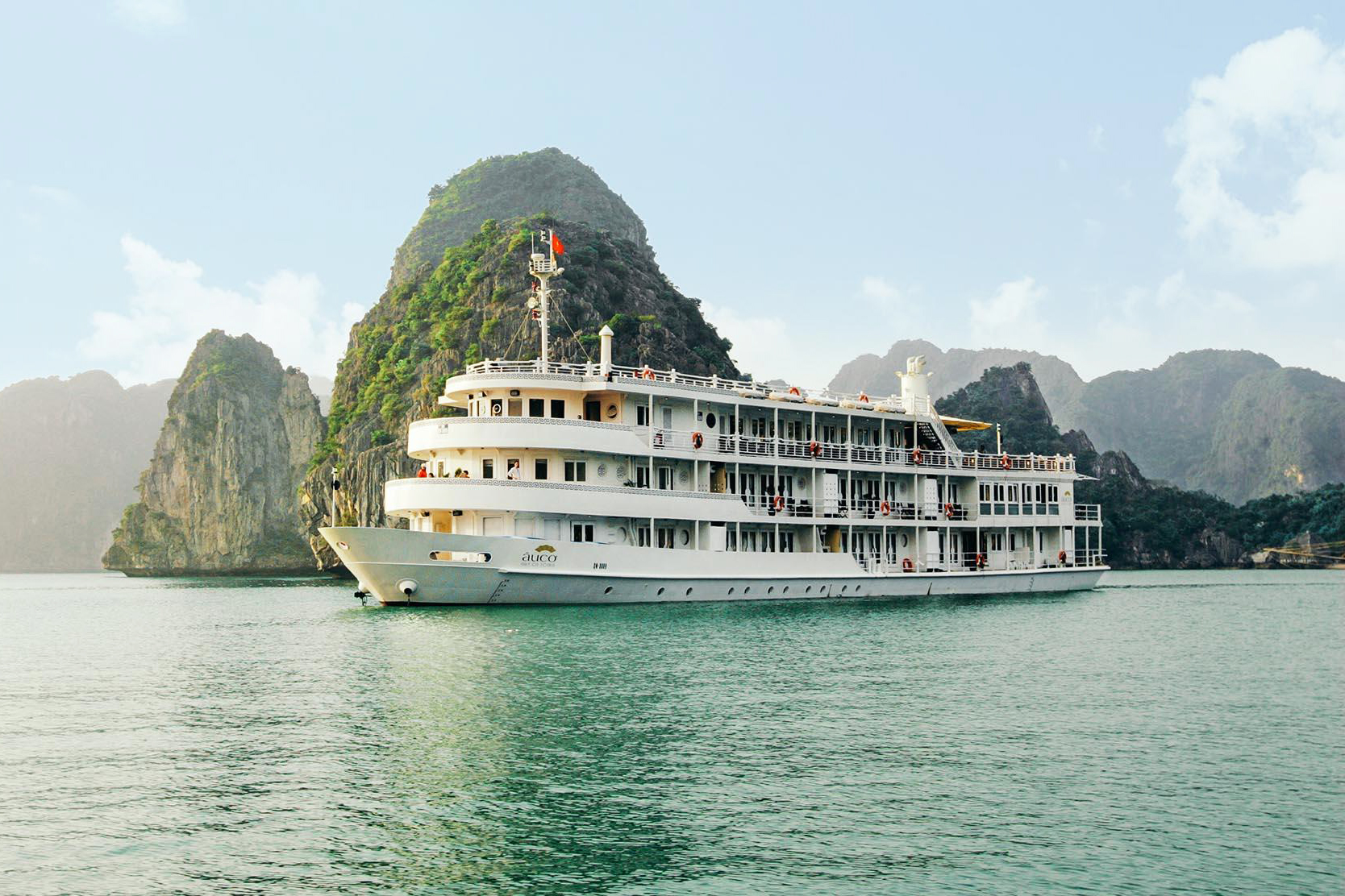 tàu hạ long