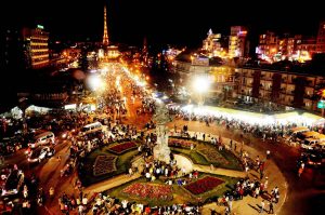 chợ đà lạt về đêm
