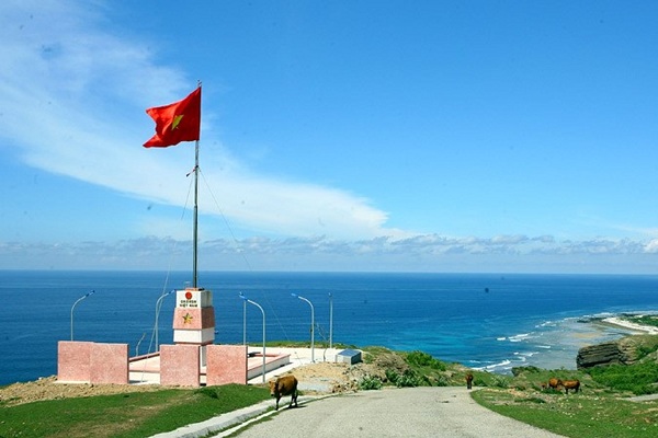 cột cờ tổ quốc l&yacute; sơn