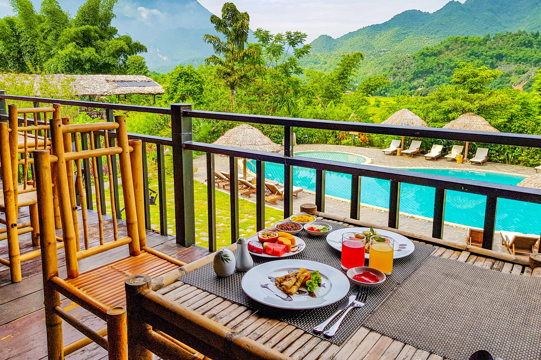 thưởng thức ẩm thực ở mai châu ecolodge