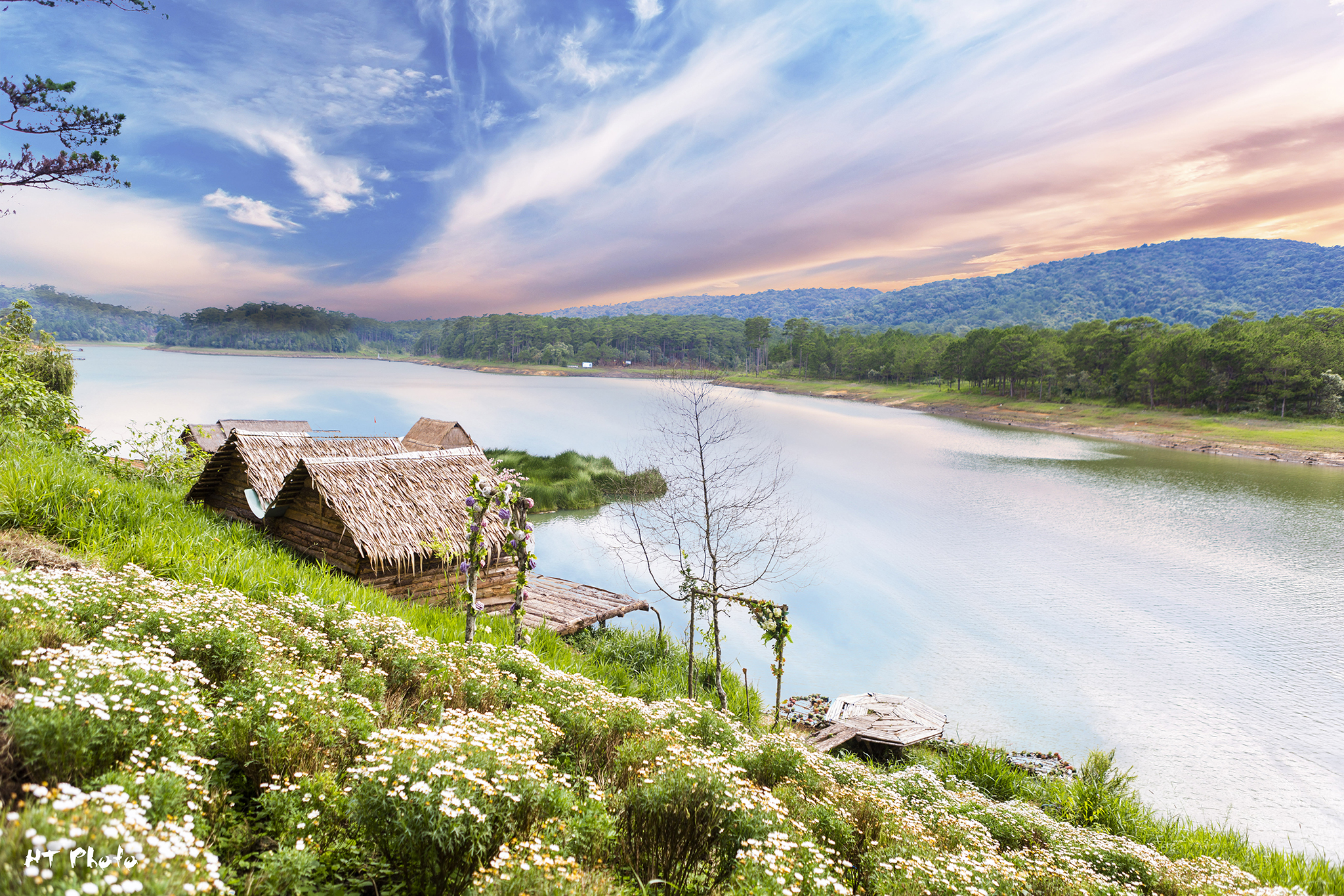 du lịch hồ tuyền lâm