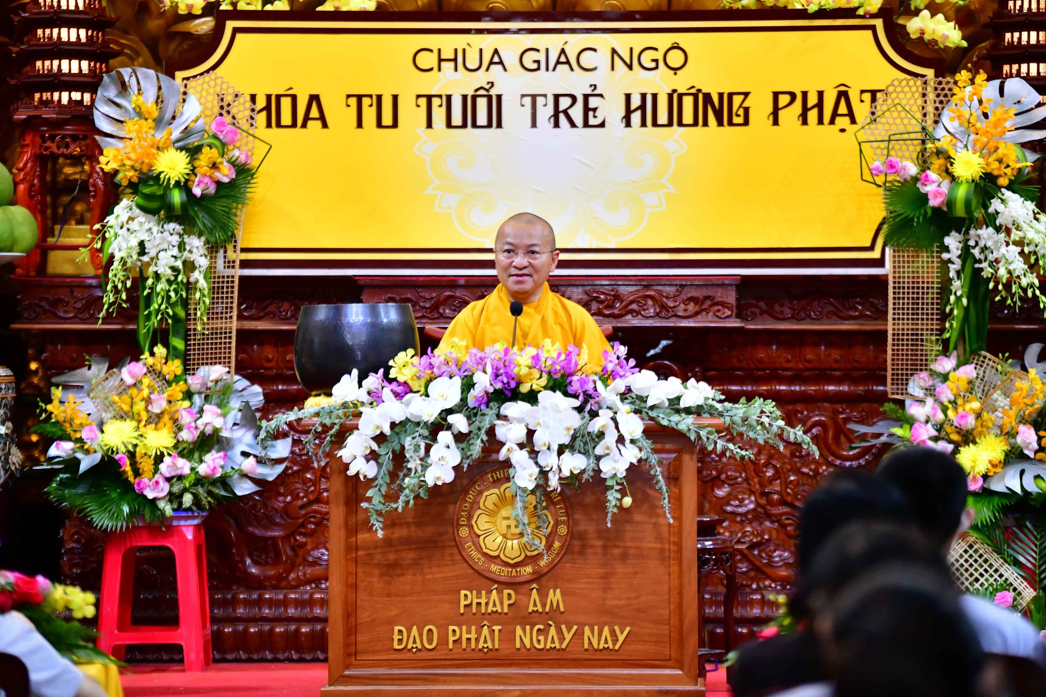 khóa tu tuổi trẻ hướng phật chùa giác ngộ