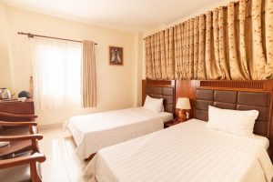 bình hưng hotel