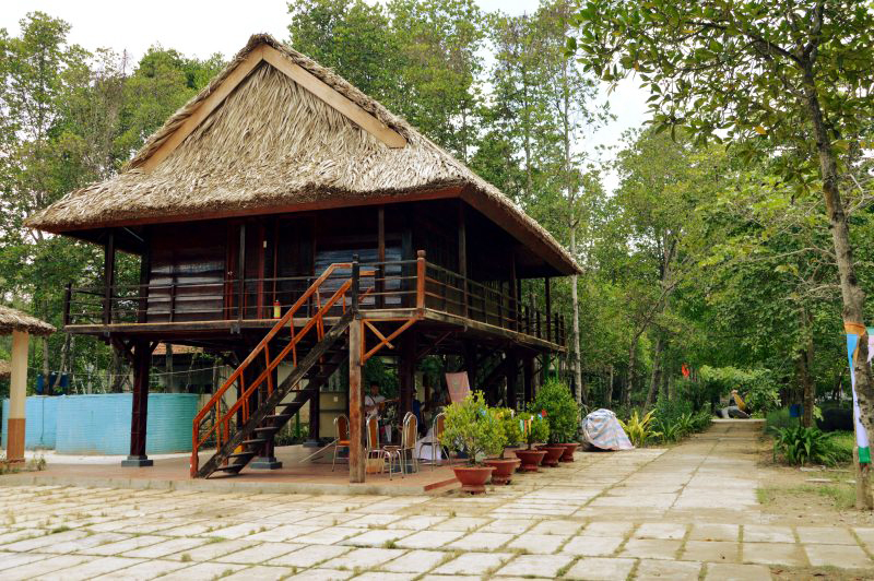 vàm sát resort khách sạn cần giờ