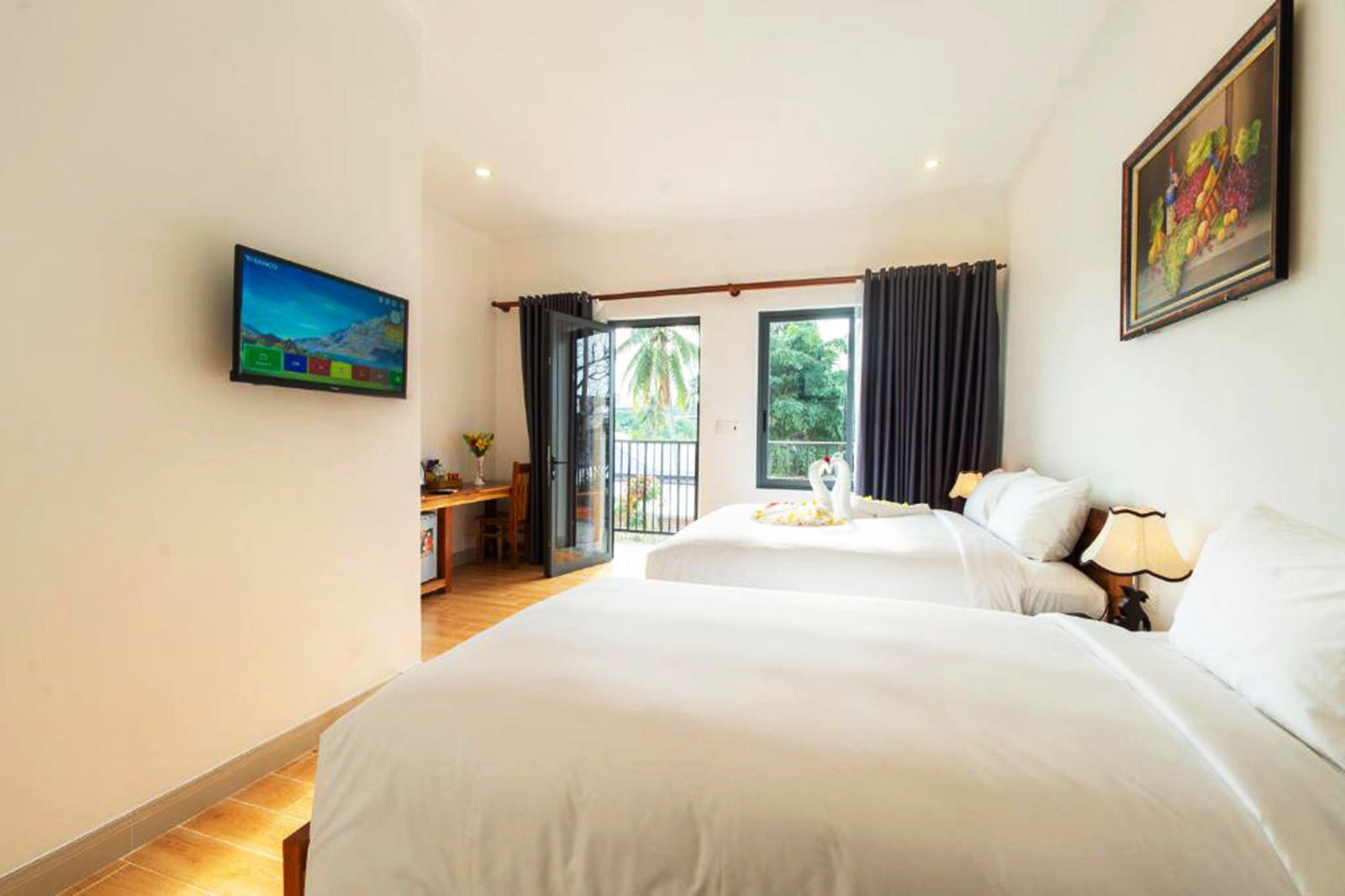 aurora hotel phú quốc có chỗ đậu xe hơi