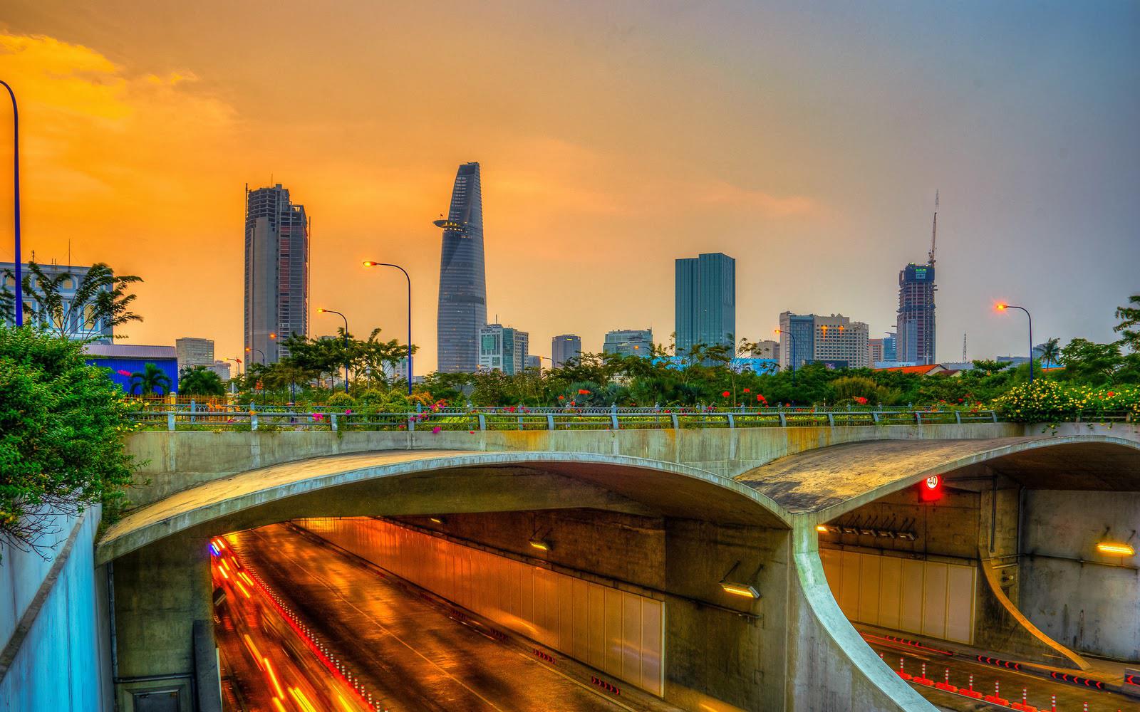 hình ảnh hầm thủ thiêm