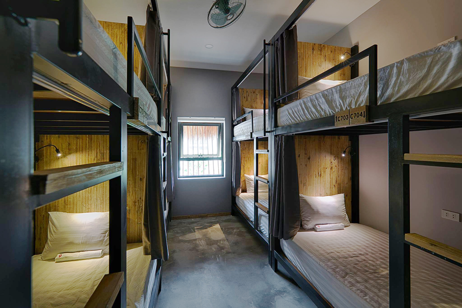 9 station hostel có phòng dorm