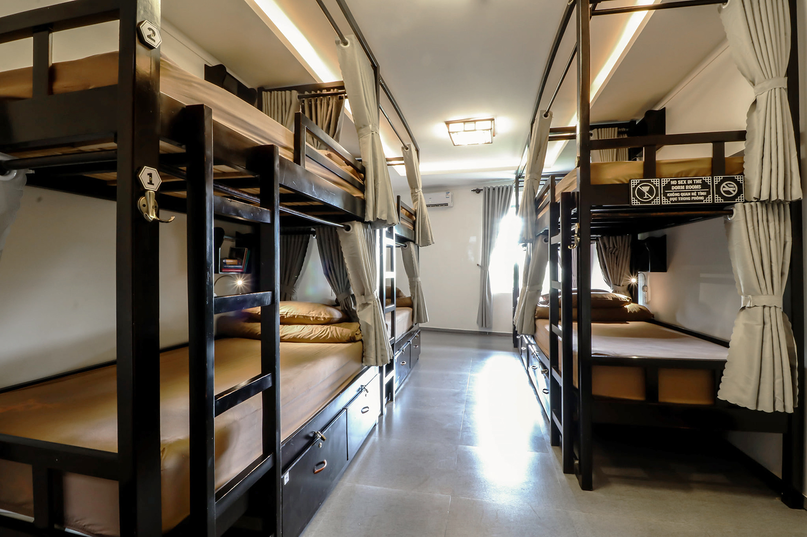 khách sạn có phòng dorm ở phú quốc