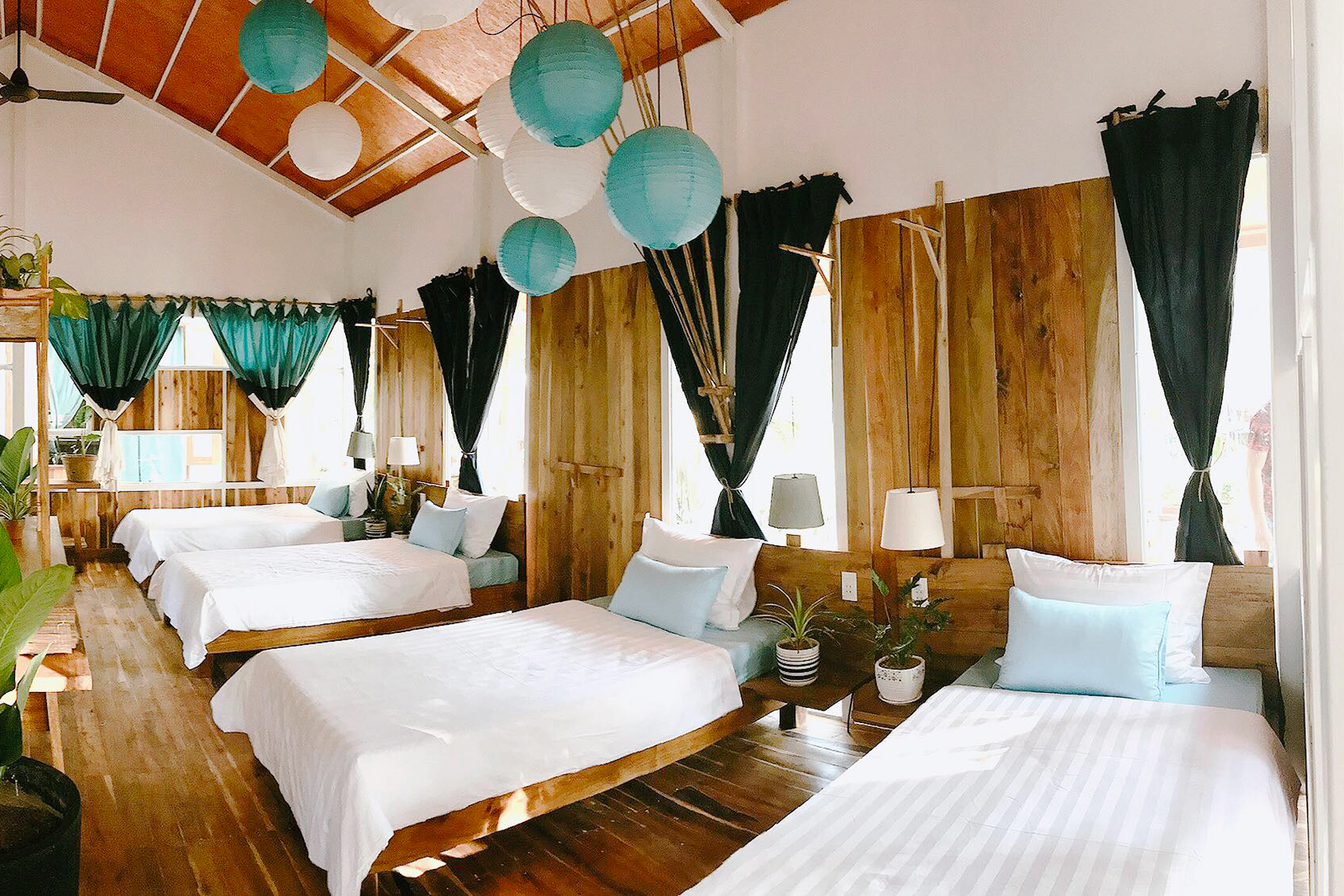 the may garden stay có phòng dorm