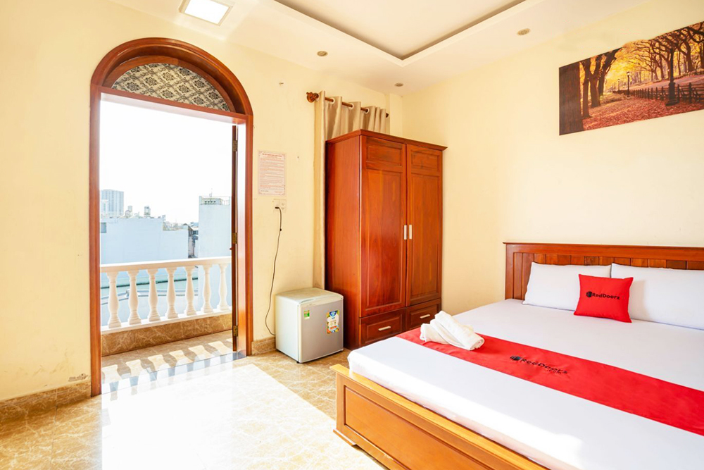 khách sạn reddoorz long phung hotel quận 6