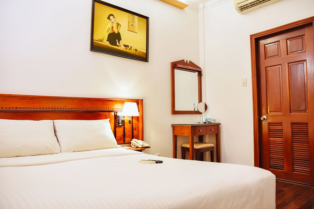 khách sạn đức vượng 1 hotel gần phố tây bùi viện