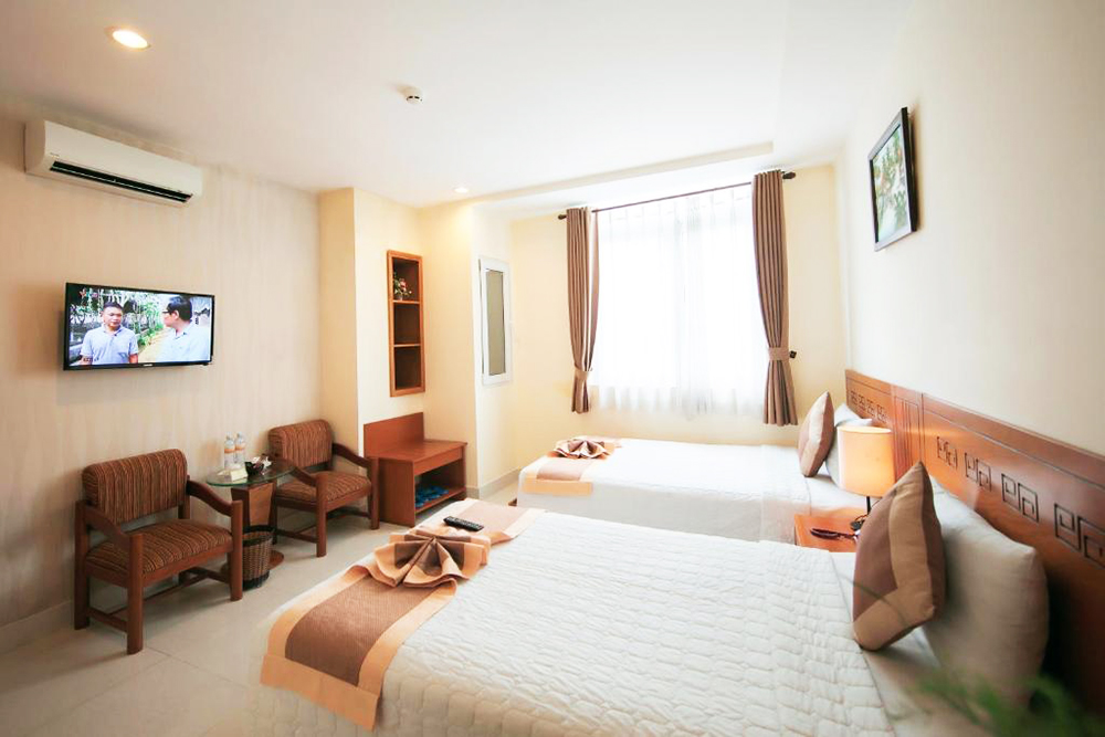 khách sạn valentine hotel gần phố tây bùi viện
