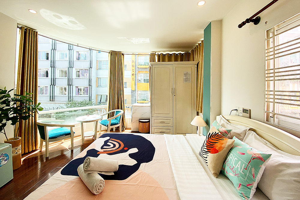 platinum bến thành hotel gần phố đi bộ nguyễn huệ