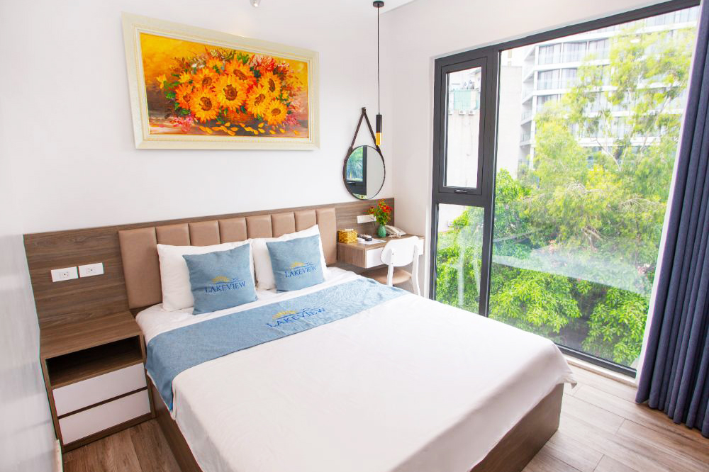 khách sạn hồ tây