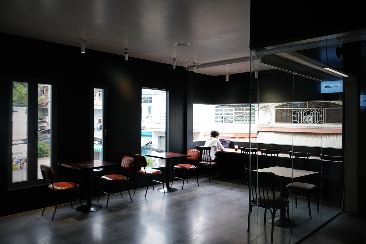 Yourvibes Coffee & Space: Quán cafe làm việc tại Đội Cung quận 11 10 thiết kế workaholic tại yourvibes coffee space 1